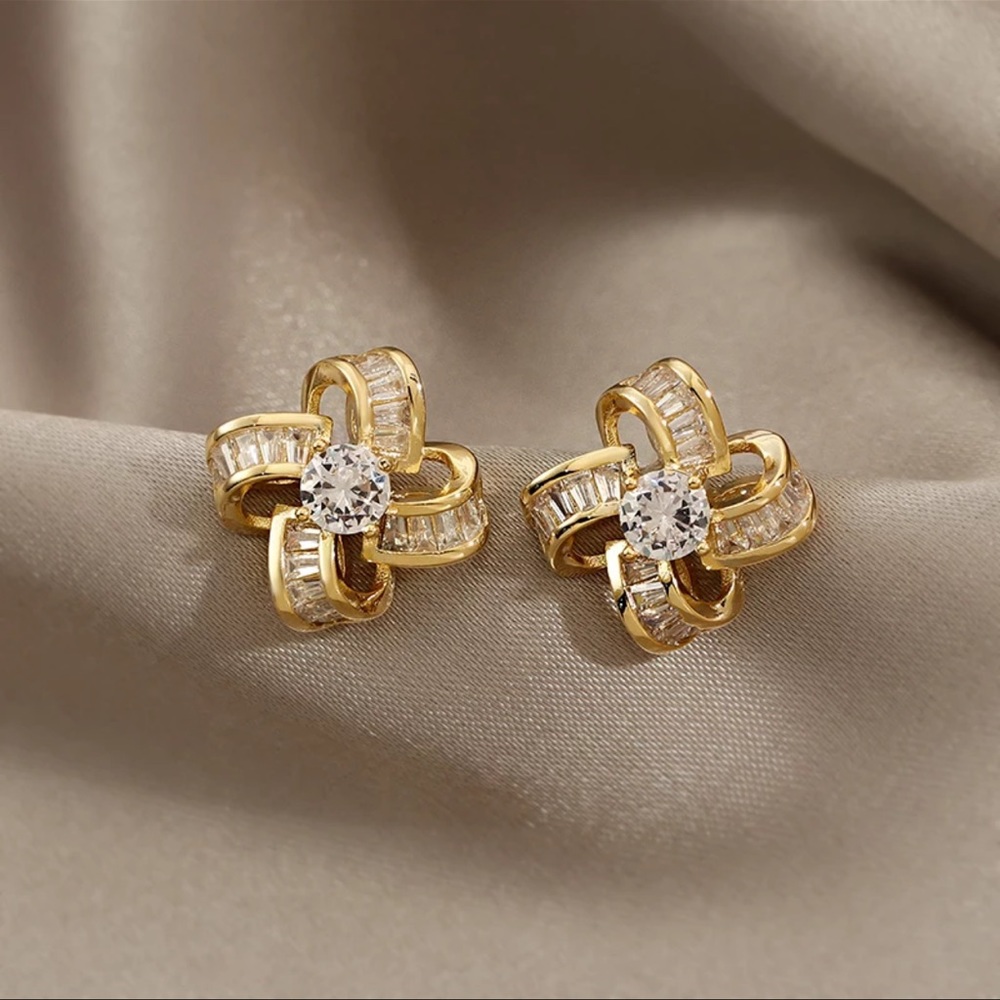 Stardust Stud Earrings
